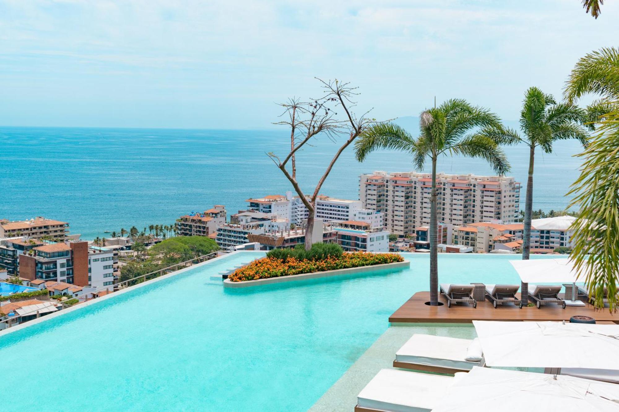Maxwell Residences Romantic Zone Puerto Vallarta Exterior foto