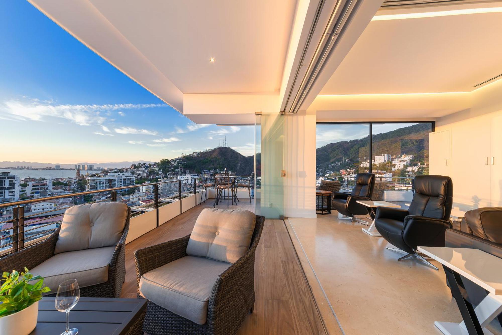 Maxwell Residences Romantic Zone Puerto Vallarta Exterior foto