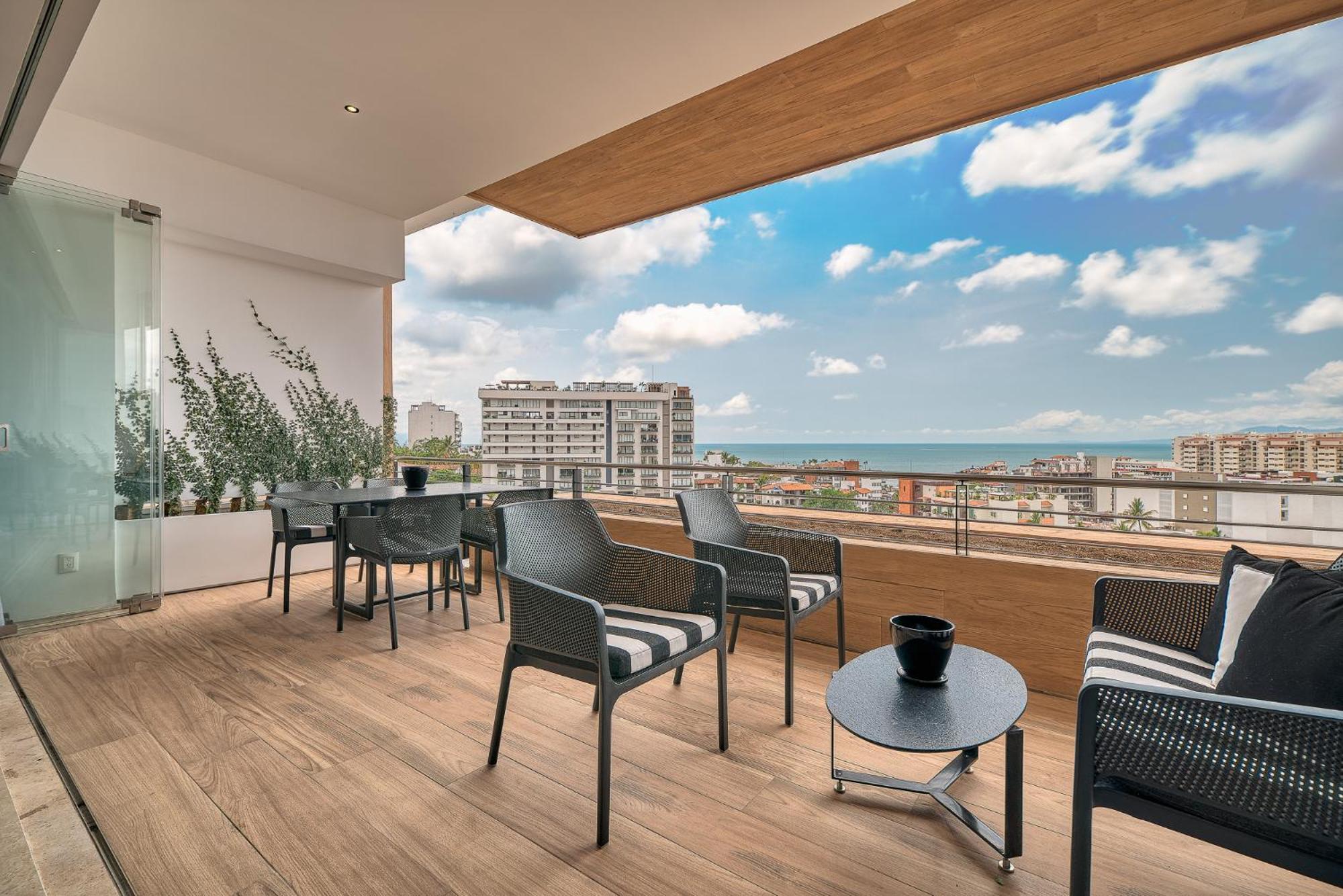 Maxwell Residences Romantic Zone Puerto Vallarta Exterior foto